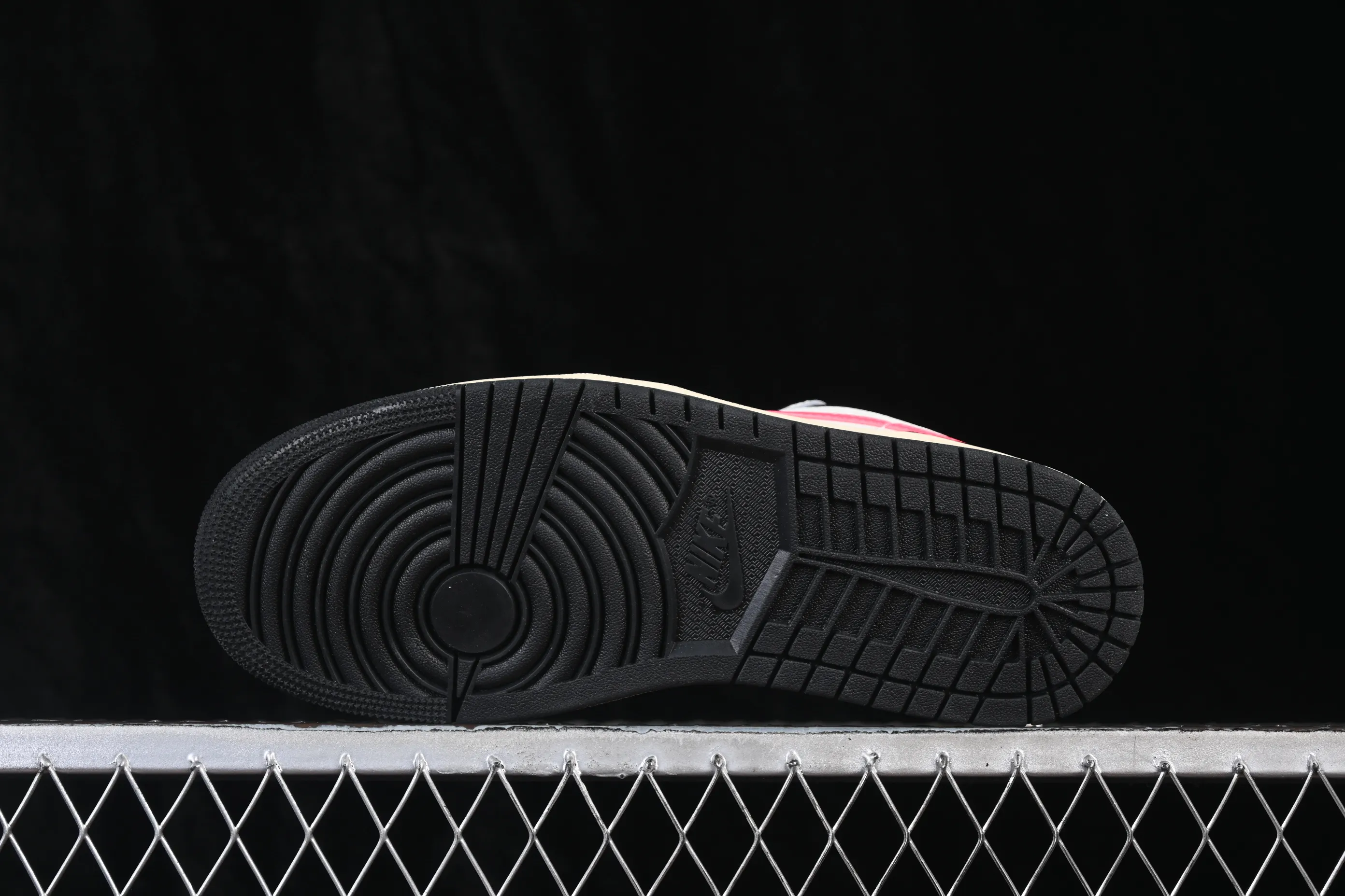 All categories Air Jordan Jordan series basketball shoes Air Jordan 1 Low G version pure original Air Jordan 1 Low AJ1 Joe 1 meter white black red low-top cultural casual sneakers DC0774-107